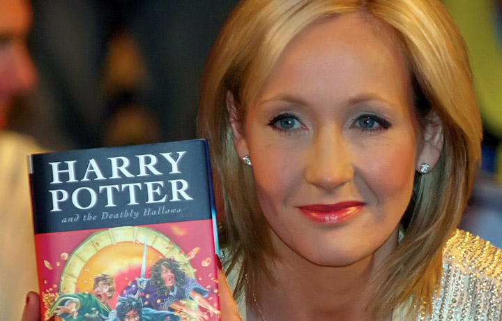 Джоан Роулинг станет продюсером спектакля о ранних годах Гарри Поттера