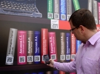 «Мобильная библиотека» под открытым небом открылась в Новосибирске