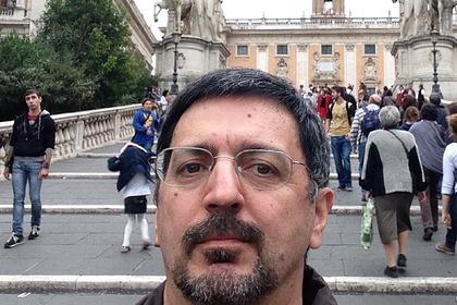 Назвавшего русский язык «клоачным» профессора поддержали более сотни писателей