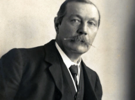 Наследники создателя Шерлока Холмса подали в суд на Netflix