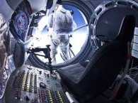 Феликс Баумгартнер выпустит книгу о прыжке из стратосферы