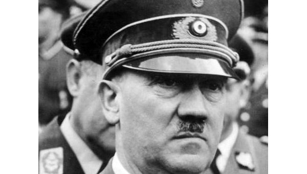 Безработный, выложивший в сети книгу Гитлера, осужден на Урале