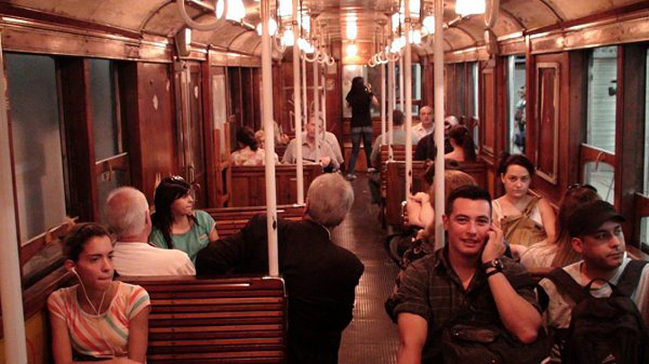 Старые вагоны метро в Буэнос-Айресе превратятся в библиотеки