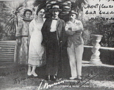 ZHemchuzhina_serebryanogo_veka_roman_hro