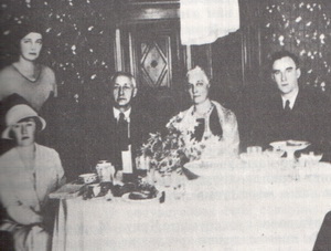 ZHemchuzhina_serebryanogo_veka_roman_hro