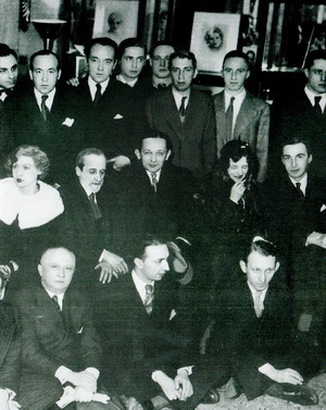 ZHemchuzhina_serebryanogo_veka_roman_hro