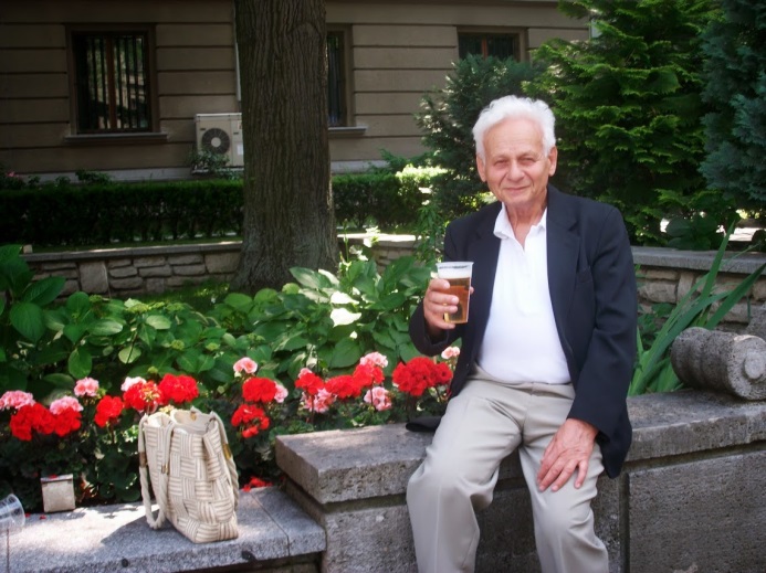 Nasha_istoriya_v_fotoalbomah_html_65cb05