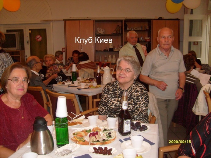 Nasha_istoriya_v_fotoalbomah_html_m5eada