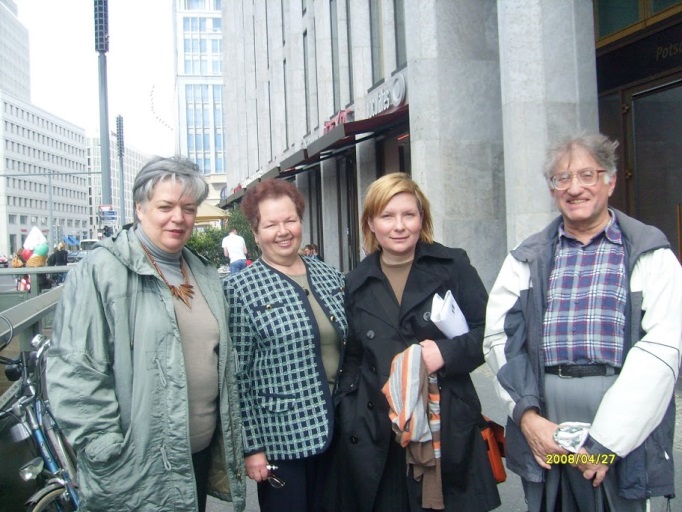 Nasha_istoriya_v_fotoalbomah_html_m9a339